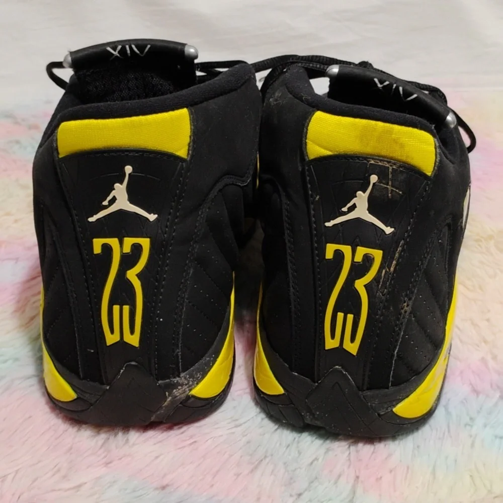 (X-106) SALE! Air Jordan 14 Retro Thunder Sneakers Sz.12 2014 See Pictures